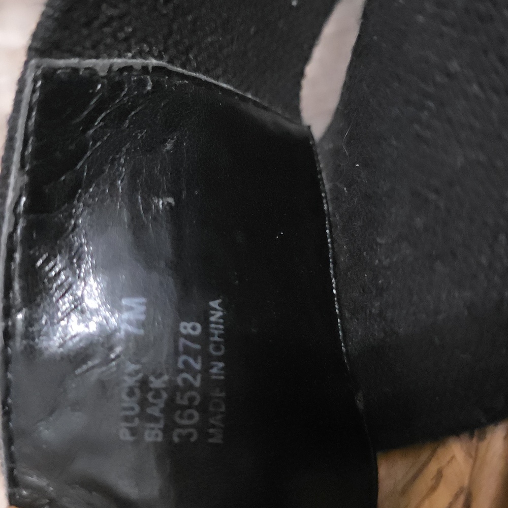 Coach & Four Wedges - Picture 8 of 8